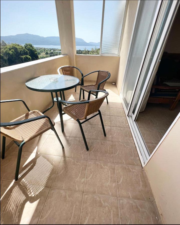 Maisonette Sea View , Finikounda Екстериор снимка